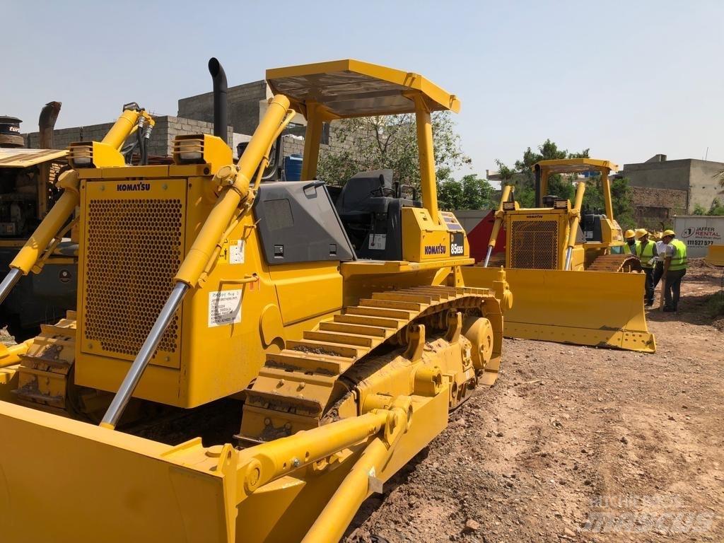 Komatsu D 85 ESS-2A Rupsdozers