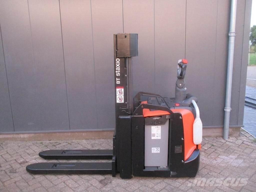 Toyota SPE200D Meerij pallettruck met platform