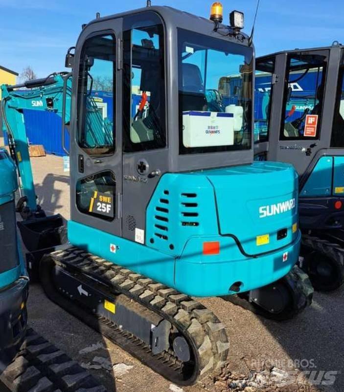 Sunward SWE25F Minigraafmachines < 7t