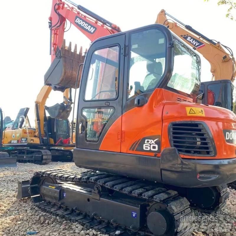 Doosan DX 60 Rupsgraafmachines