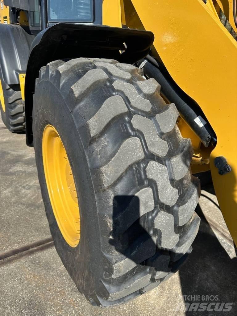 CAT 908 Wielladers