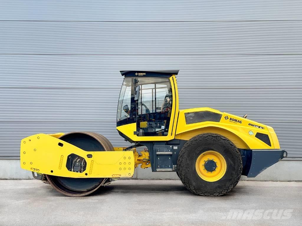 Bomag BW 216 D-5 Trilrolwalsen