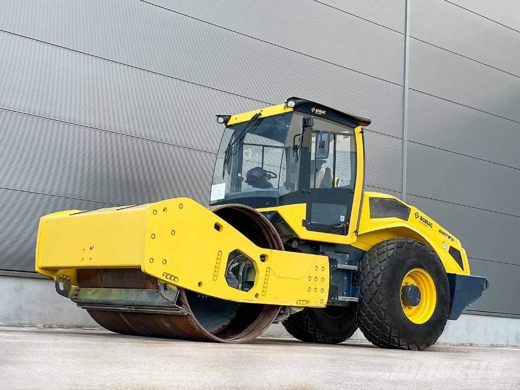 Bomag BW 216 D-5 Trilrolwalsen
