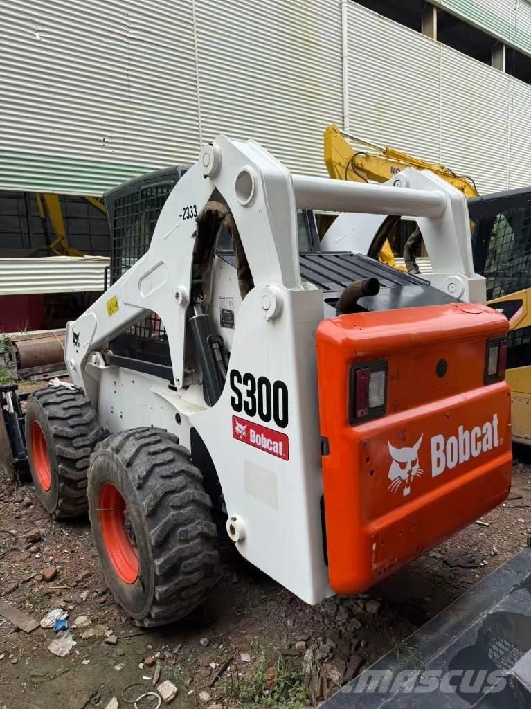 Bobcat S 300 Schrankladers