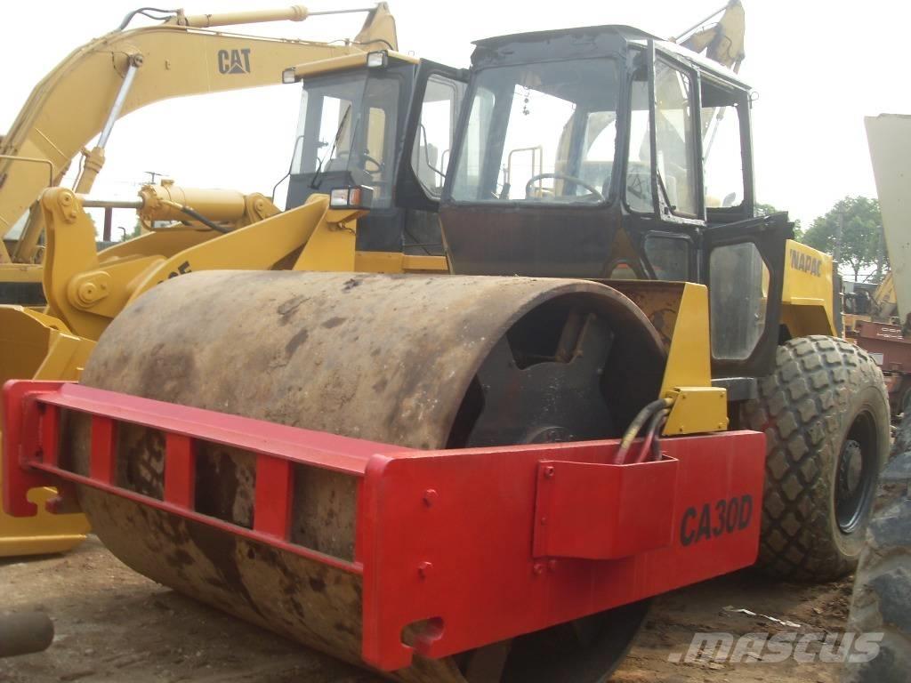 Dynapac CA 30 D Trilrolwalsen