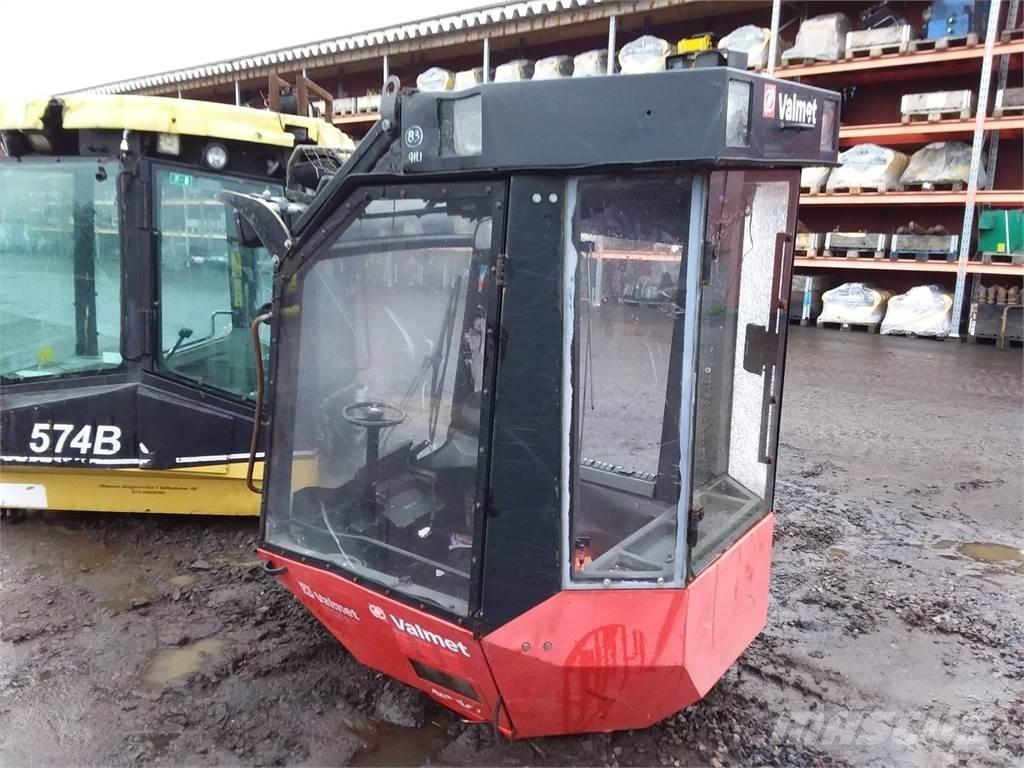 Valmet 911.1 Cabine en interieur