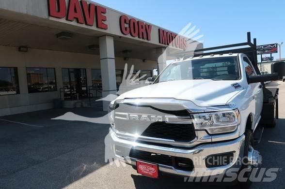 RAM 3500 HD Platte bakwagens