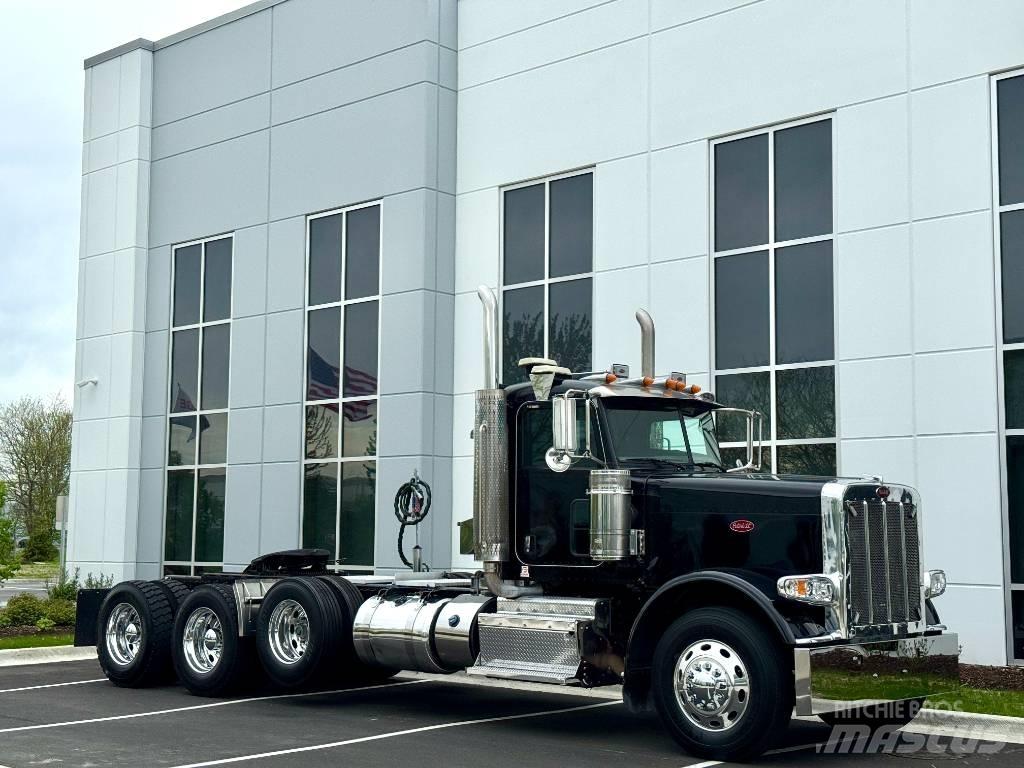 Peterbilt 388 Trekkers