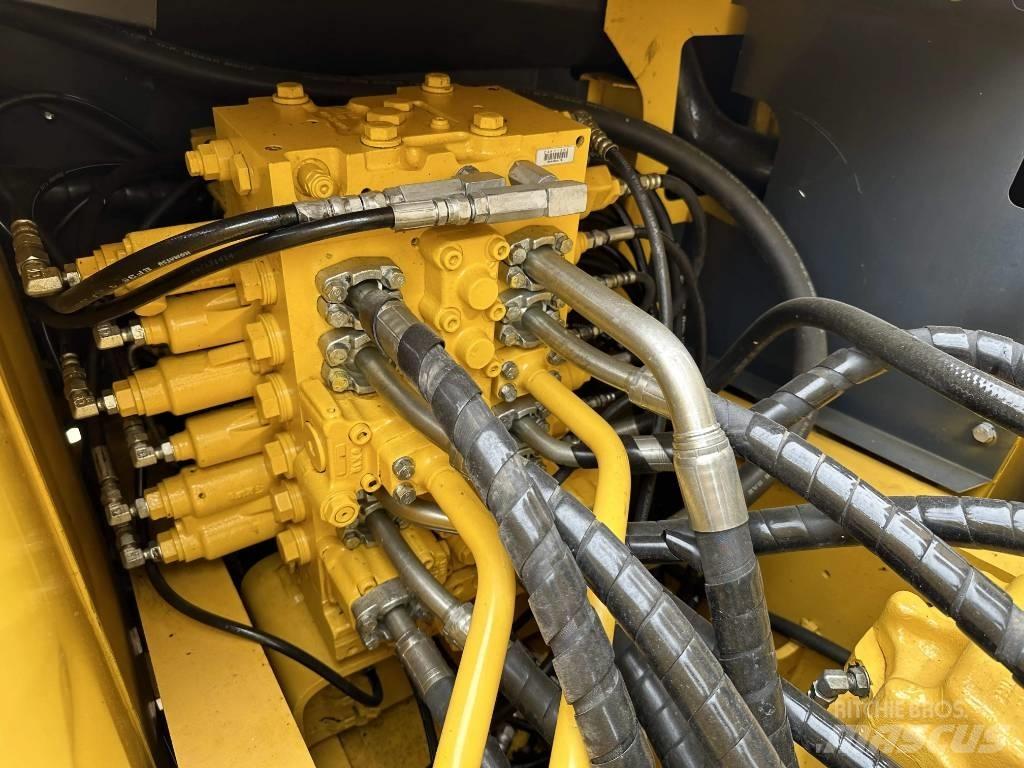 Komatsu PC 200-8 Rupsgraafmachines