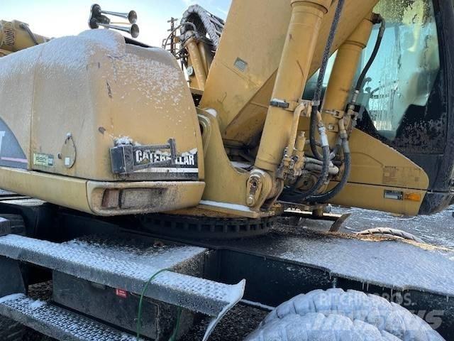 CAT M 322 C MH Wielgraafmachines