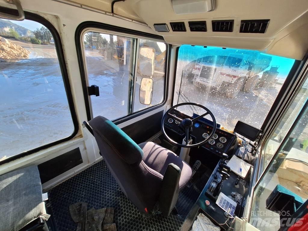 Perlini D655E Starre dumptrucks