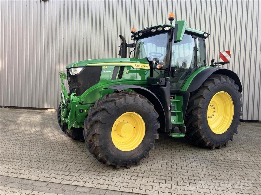 John Deere 6R 215 Tractoren