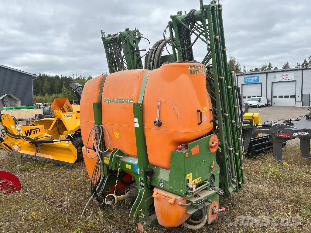 Amazone UF 1501 Getrokken spuitmachines