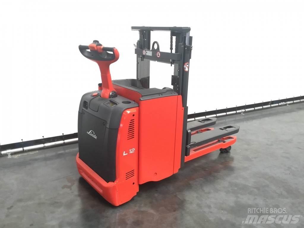 Linde L 12 L Stapelaar meeloop
