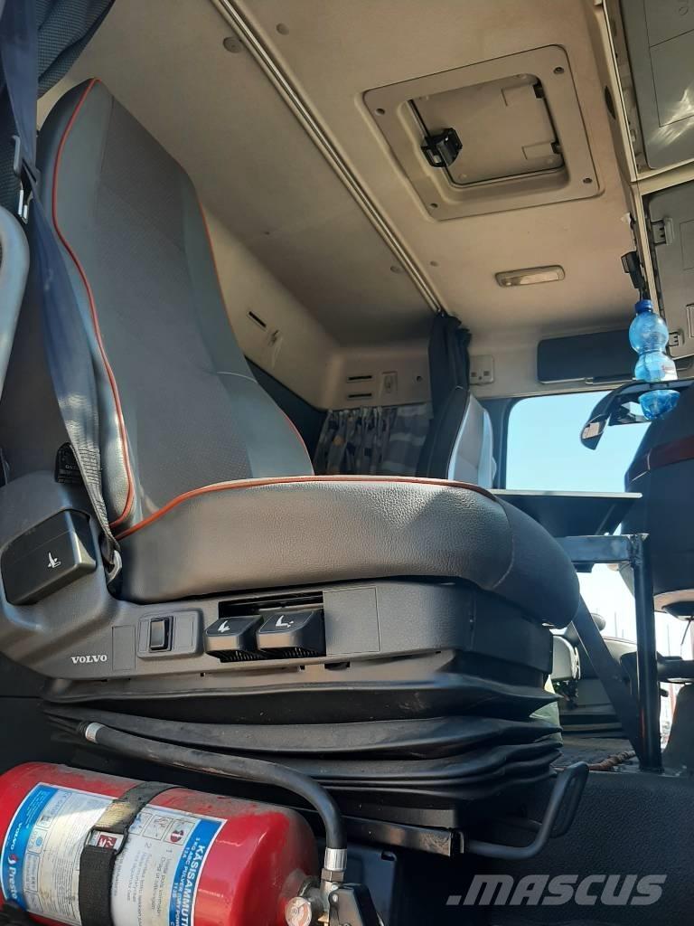 Volvo FH 16 Chassis met cabine