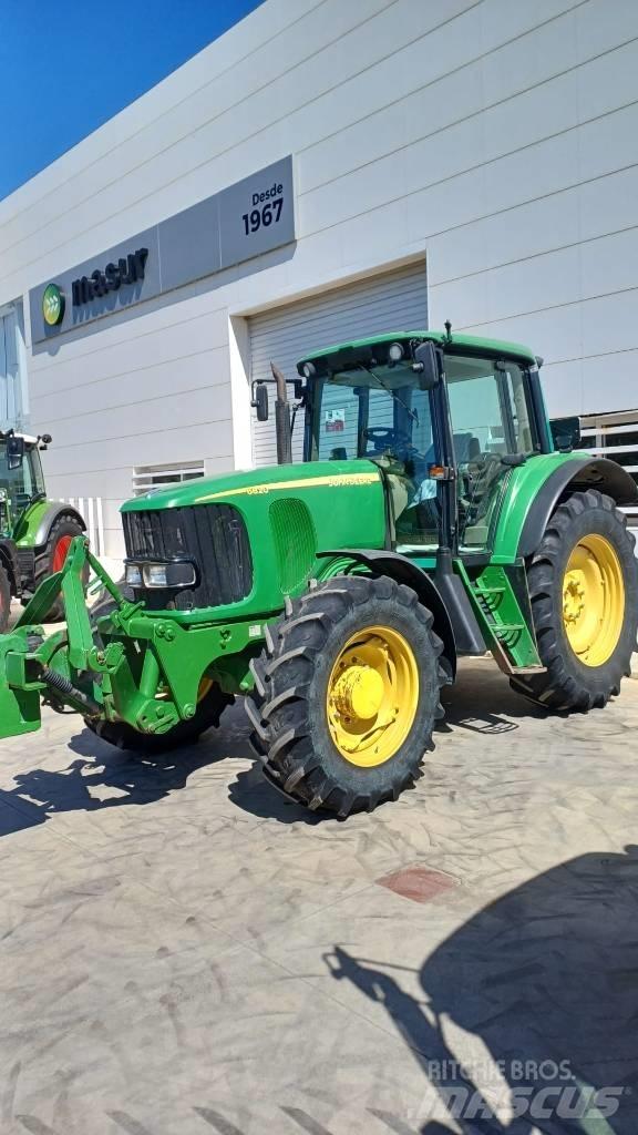 John Deere 6820 Tractoren