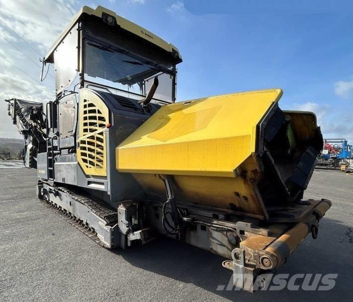 Bomag BMF 2500 S Asfaltafwerkmachines