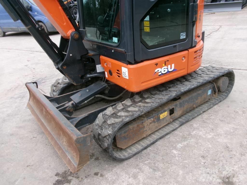 Hitachi 26U Minigraafmachines < 7t