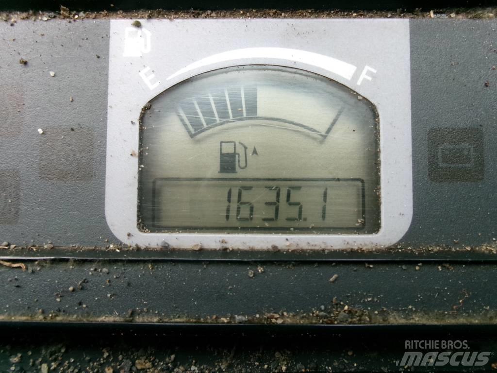 Hitachi 26U Minigraafmachines < 7t
