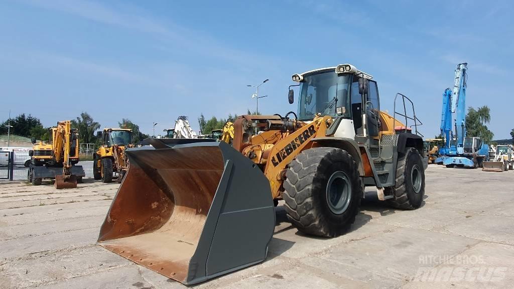 Liebherr L 566 Wielladers