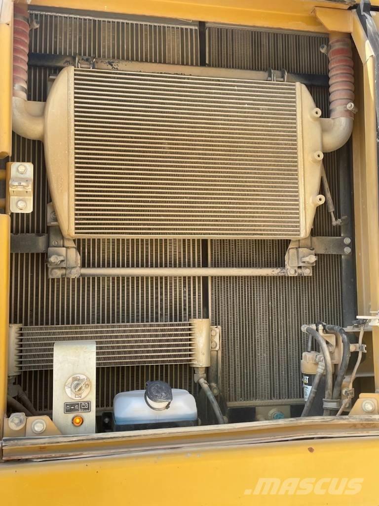 CAT 330 FLN Rupsgraafmachines