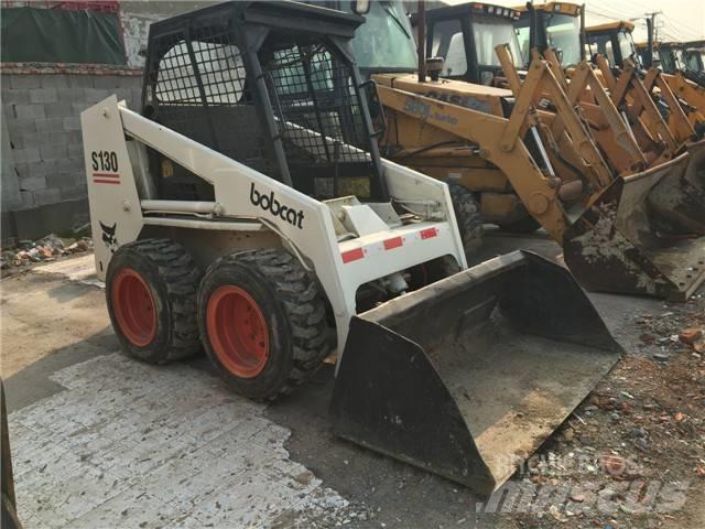 Bobcat S 130 Schrankladers