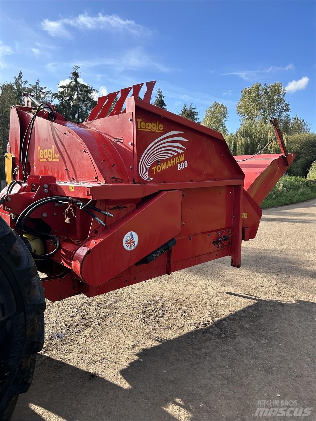 TEAGLE TOMAHAWK 808S Balenhakselaars, -snijders en -afwikkelaars