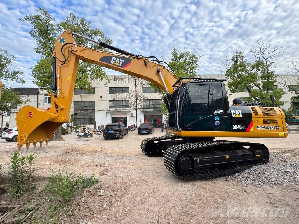 CAT 324 D Rupsgraafmachines