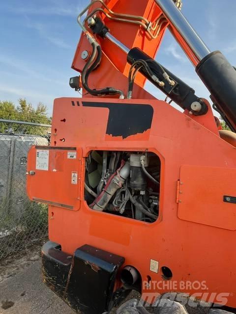 SkyTrak 8042 Verreikers