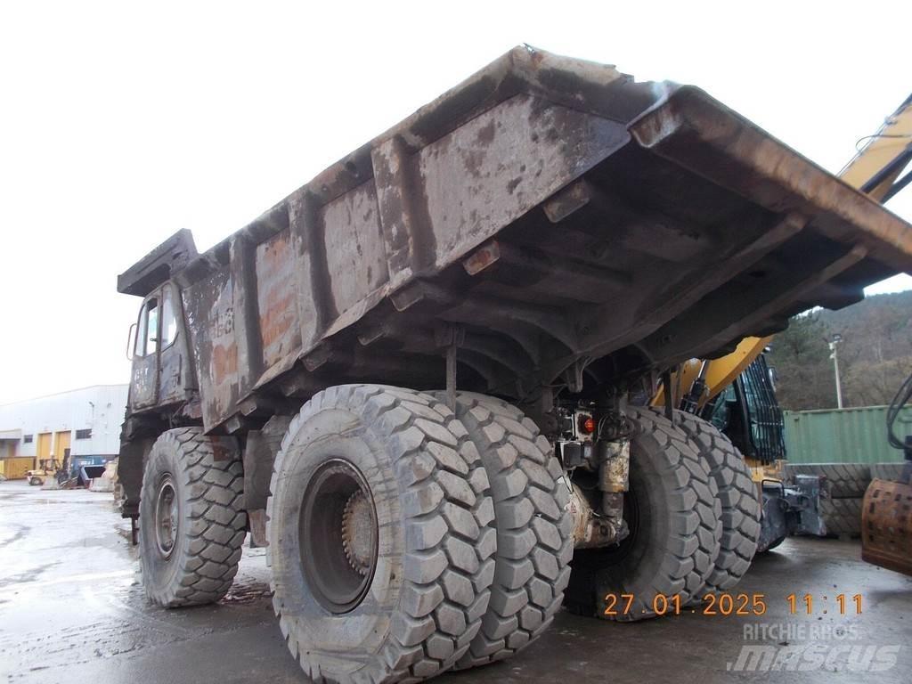 CAT 775G Starre dumptrucks