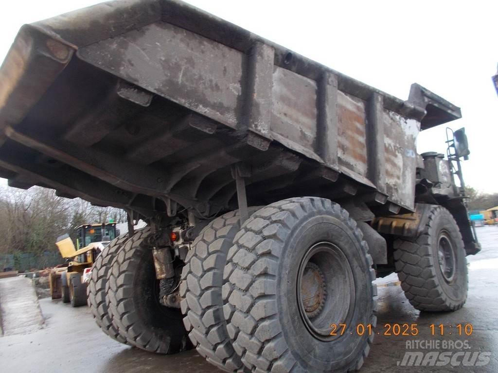 CAT 775G Starre dumptrucks