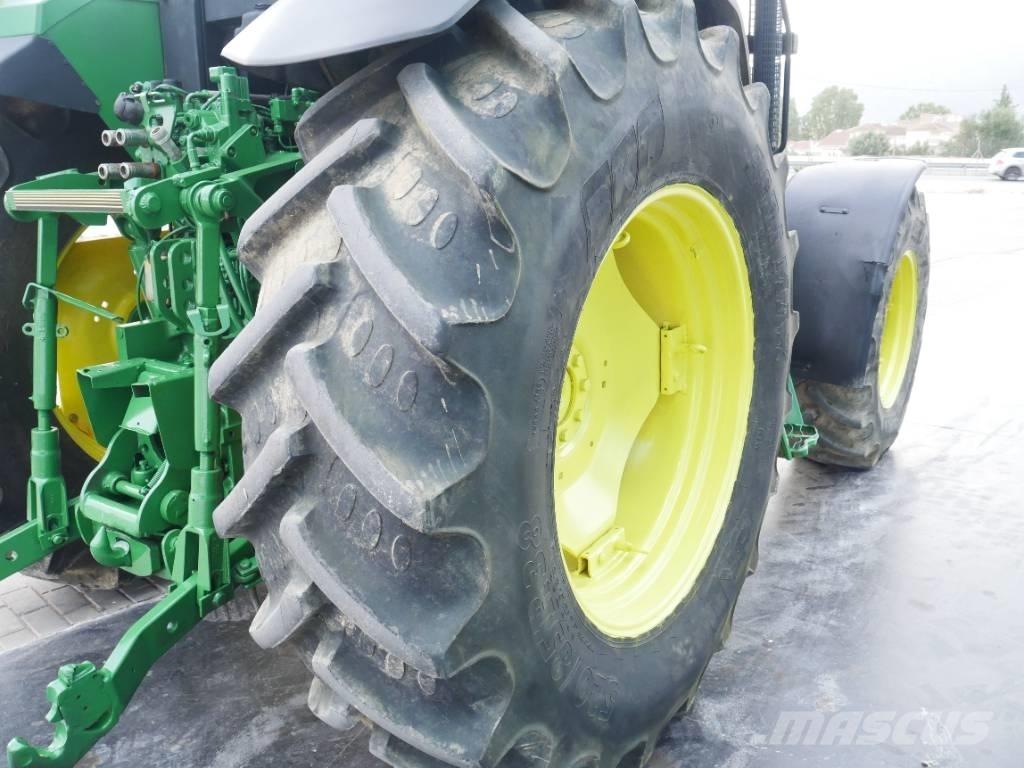 John Deere 6800 Tractoren