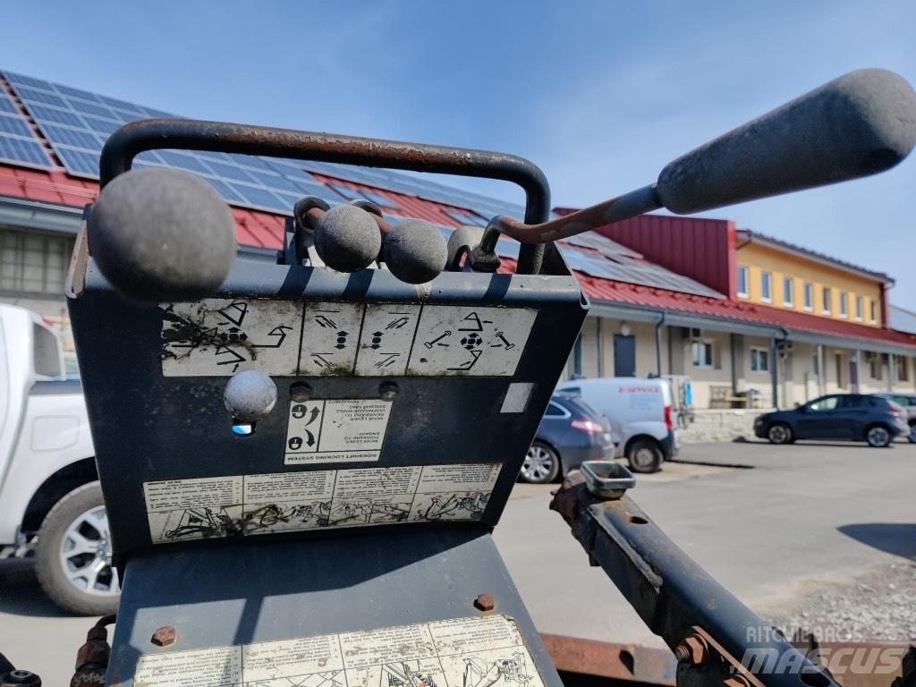 Bobcat S750 Graafarmen