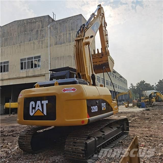 CAT 320D Rupsgraafmachines