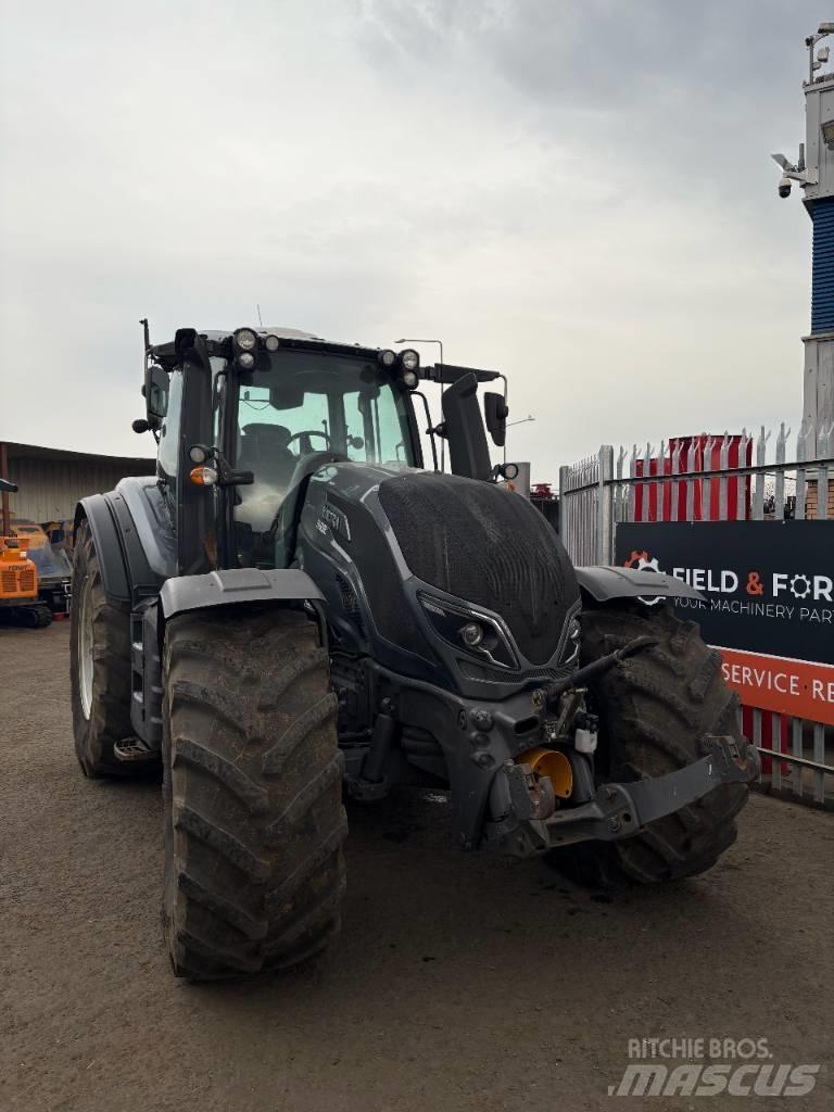 Valtra T 254 Tractoren