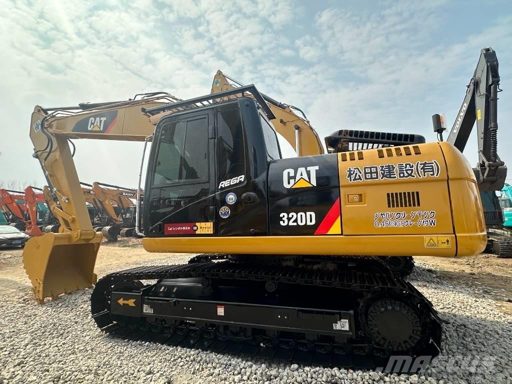 CAT 320 D Rupsgraafmachines