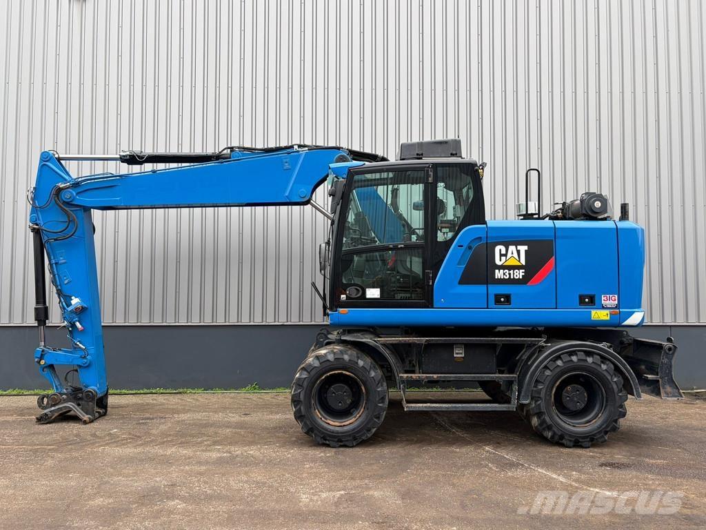 CAT M318F Wielgraafmachines
