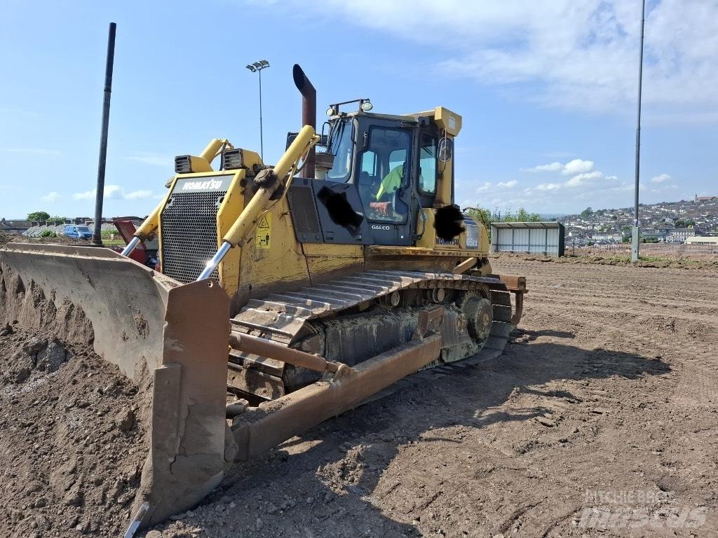 Komatsu D65x Rupsdozers