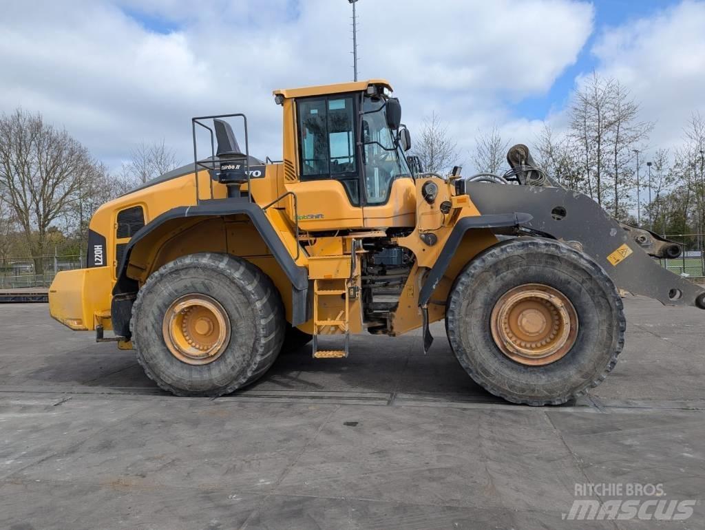 Volvo L 220 H Wielladers