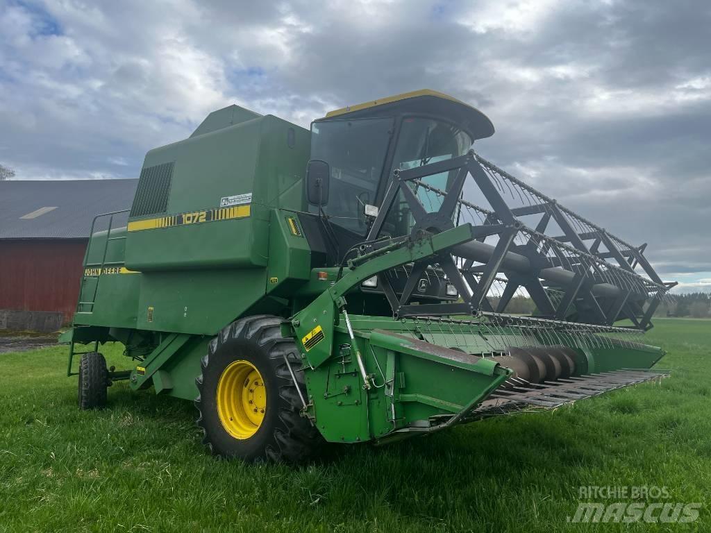 John Deere 1072 Maaidorsmachines