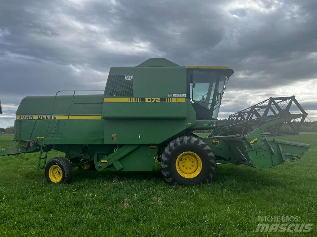 John Deere 1072 Maaidorsmachines