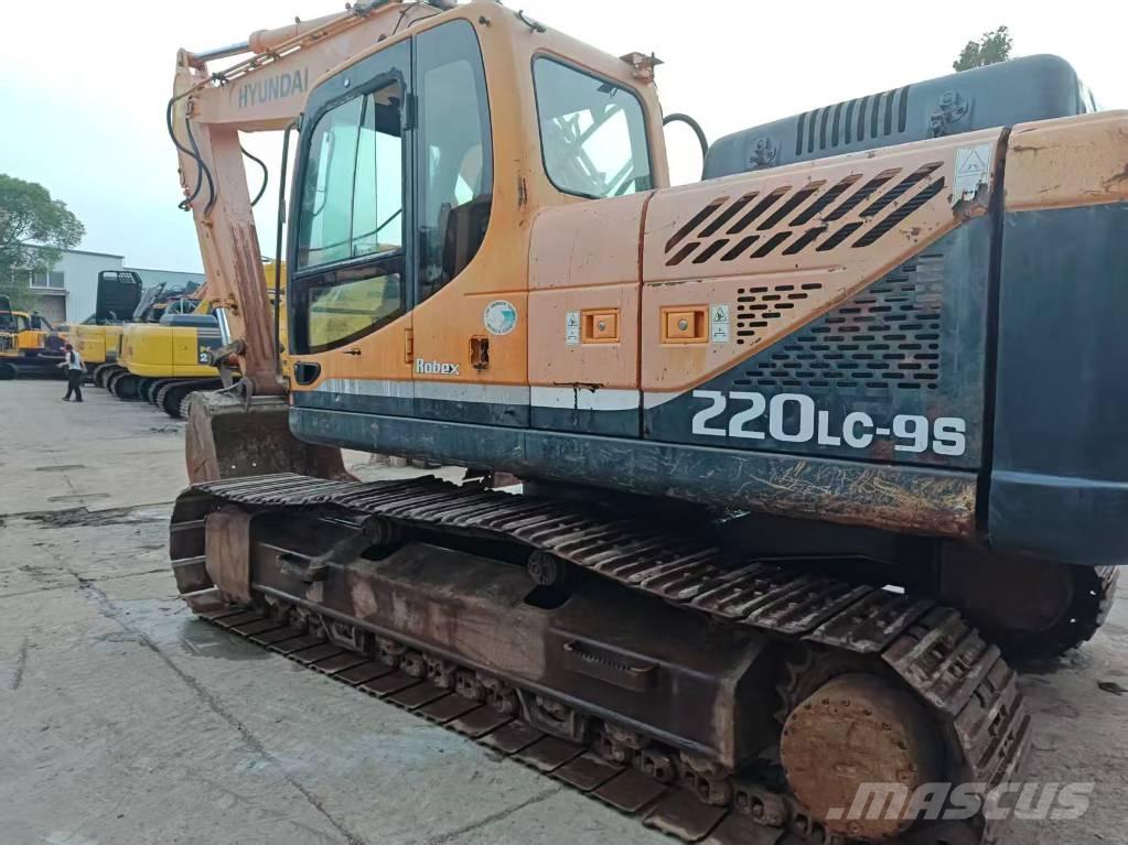 Hyundai R220LC-9S Rupsgraafmachines