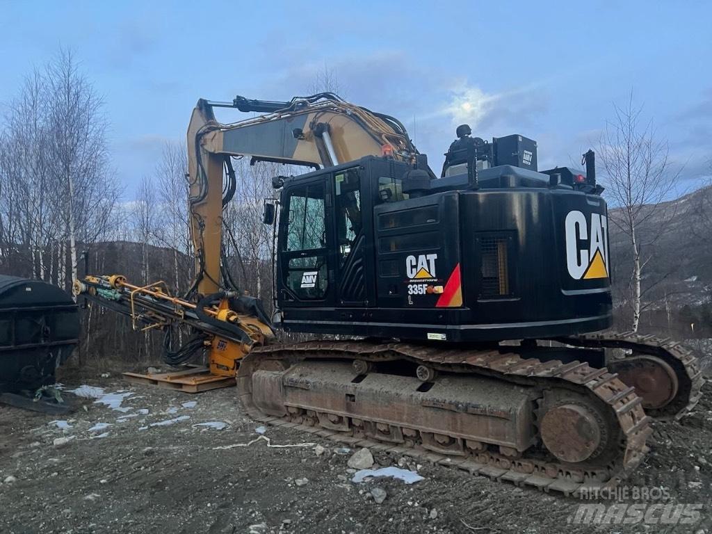 CAT 335 F L CR Surface drill rigs