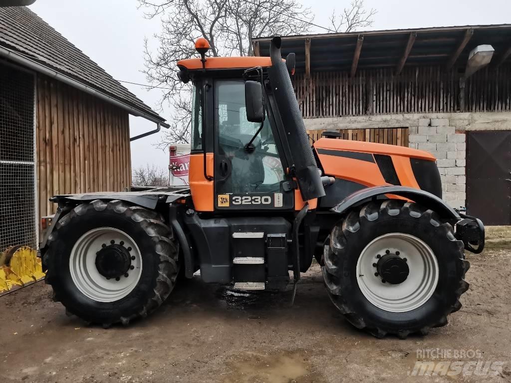 JCB Fastrac 3230 Tractoren