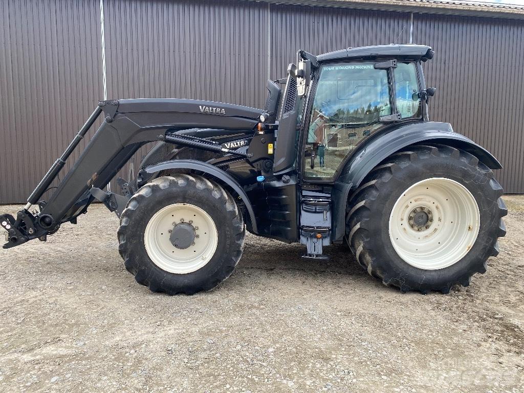 Valtra T 254 V Tractoren