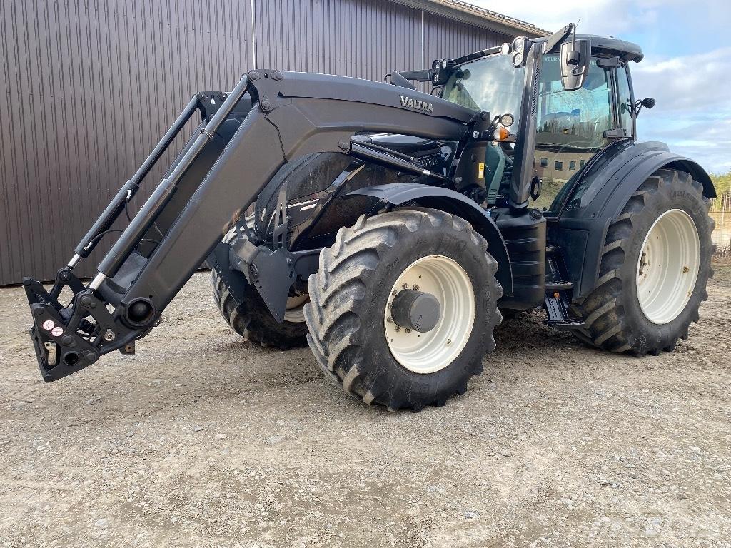 Valtra T 254 V Tractoren