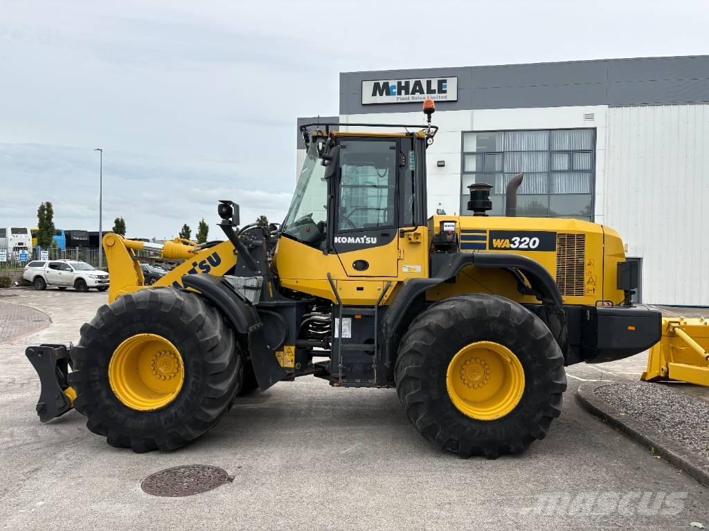 Komatsu WA320-7 Wielladers