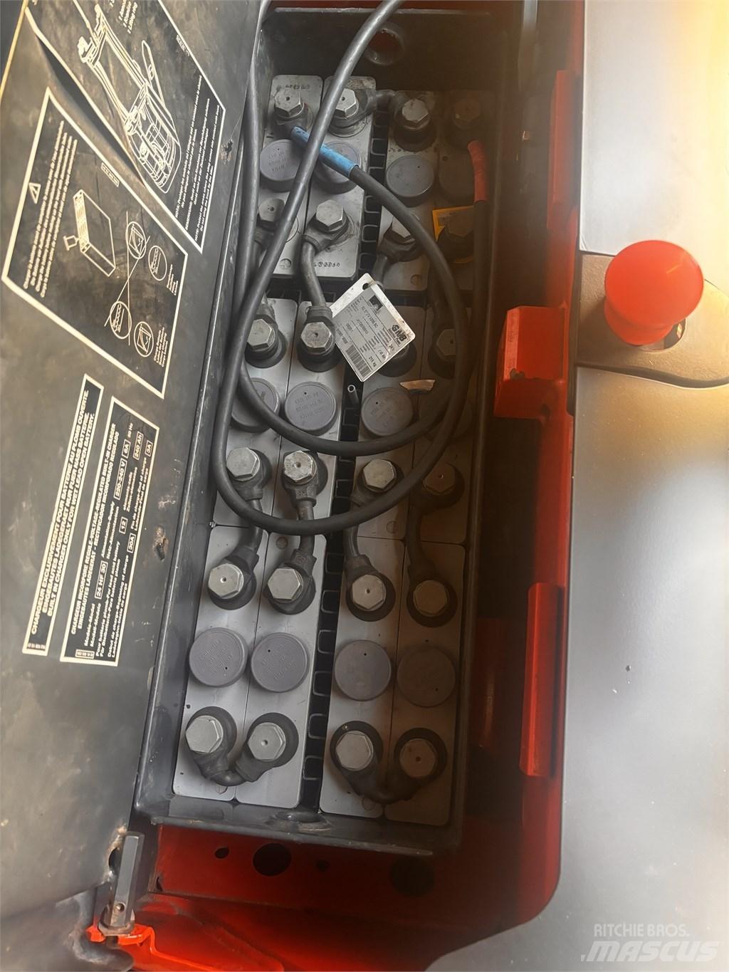 Linde L 16 Stapelaar meeloop