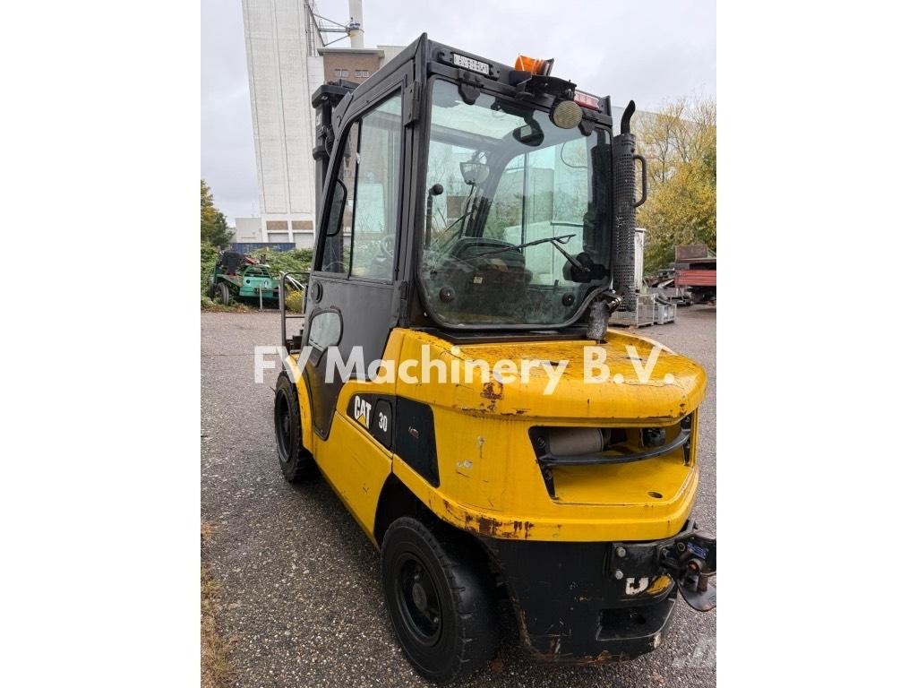 CAT DP 30 N Diesel heftrucks