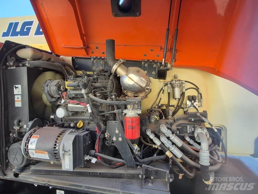 JLG 800 AJ Knikarmhoogwerkers